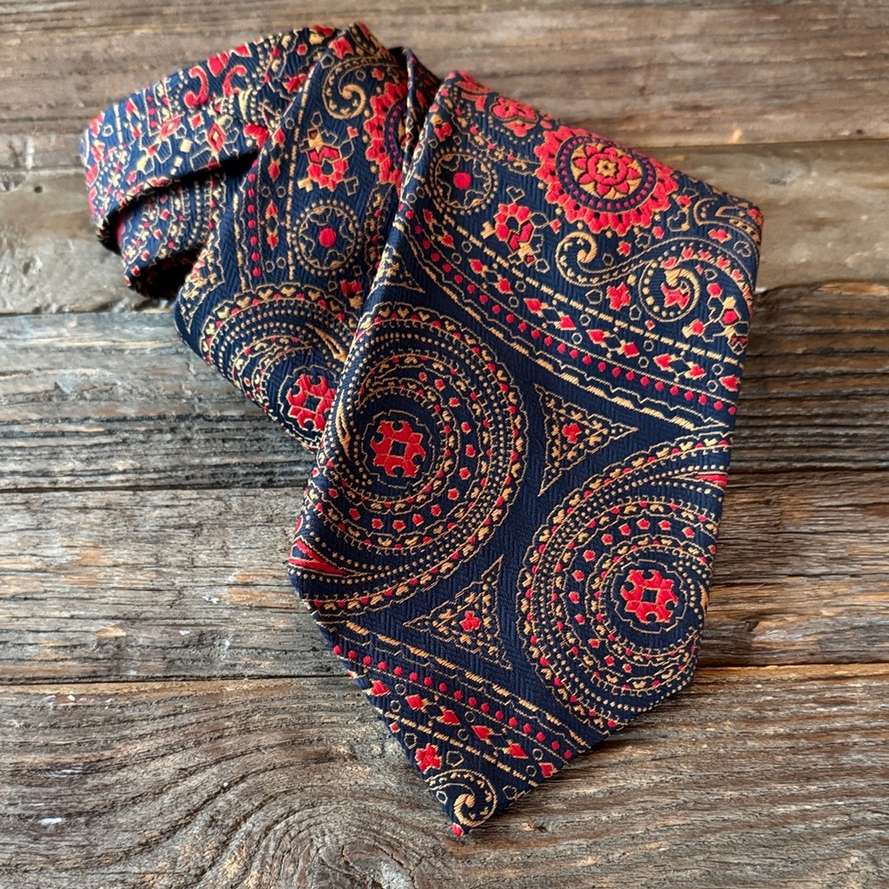 Qiana by Regal 70’s vintage wide paisley‎ scrolling tie EUC